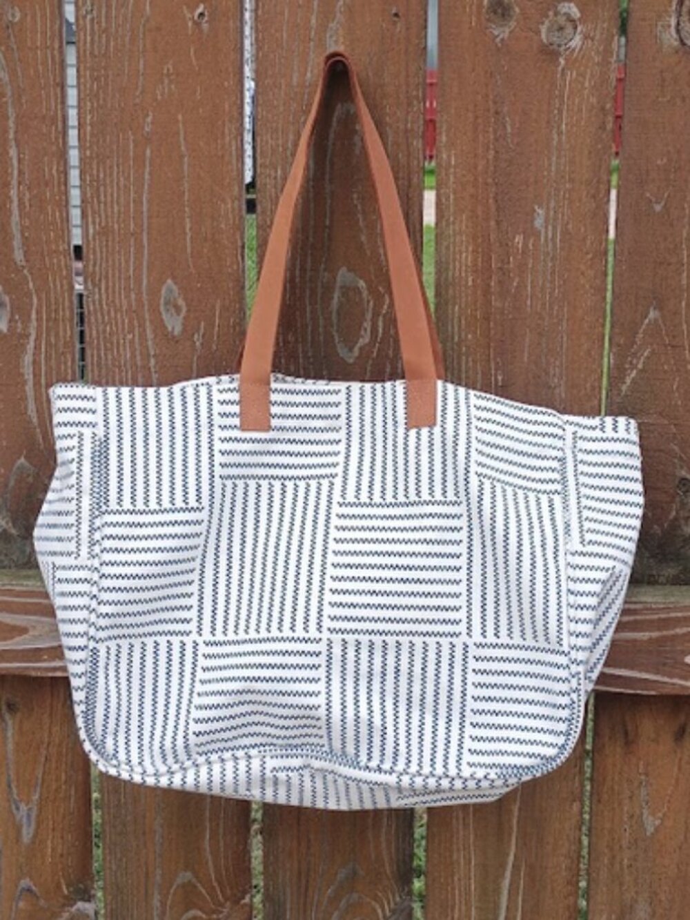 Bombay Company Canvas Bag & Pouch Combo